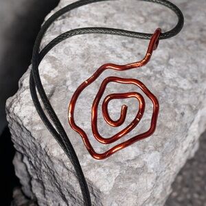 5 For $25💫Alternative Copper Colored Wire Swirl Pendant